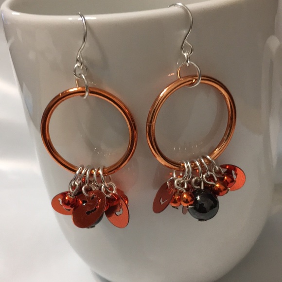 2 for $10 Halloween earrings. - Picture 2 of 2